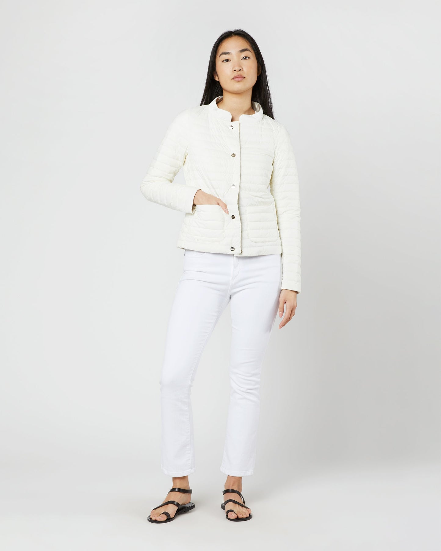 Reversible Short Jacket in White/Champagne