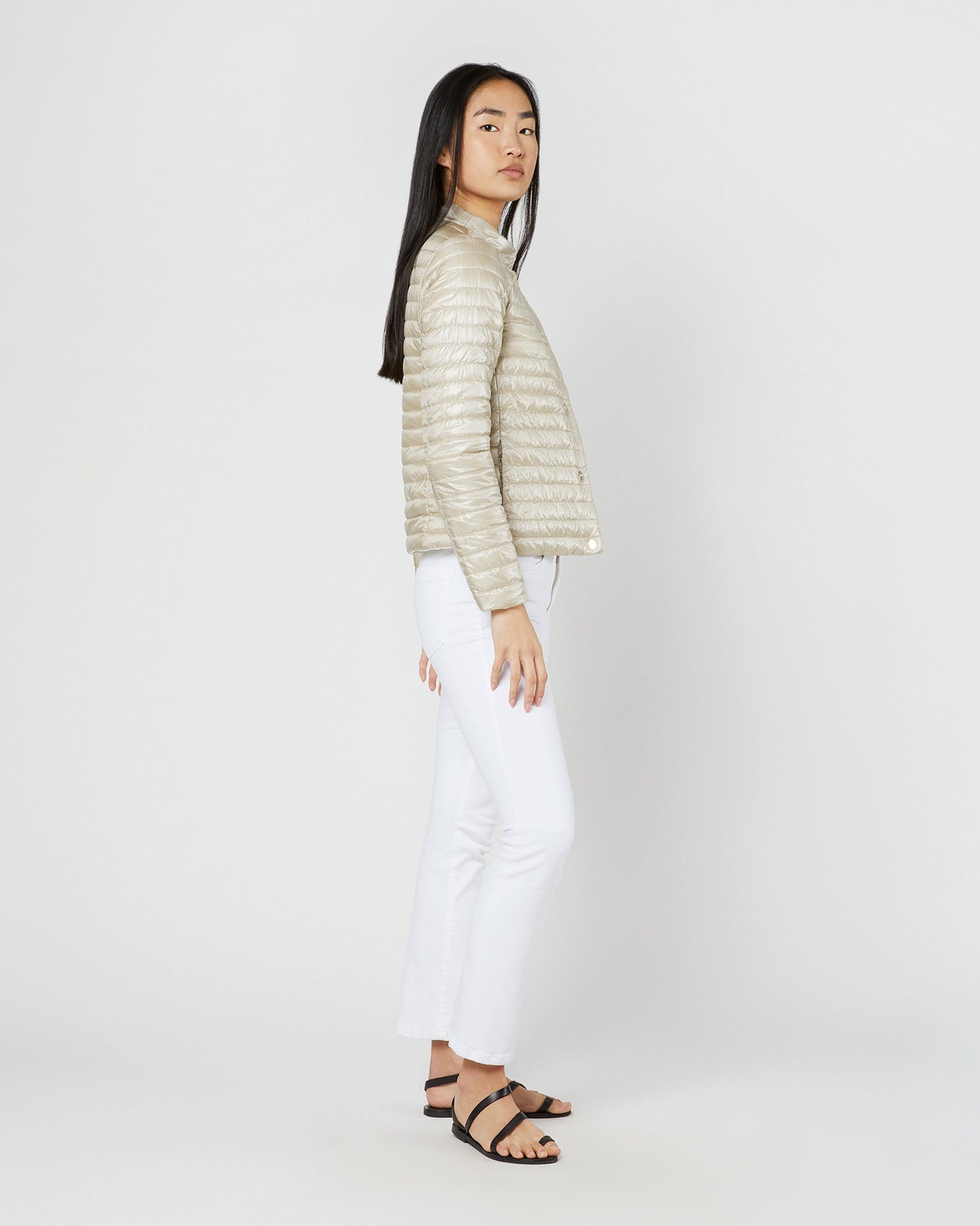 Reversible Short Jacket in White/Champagne