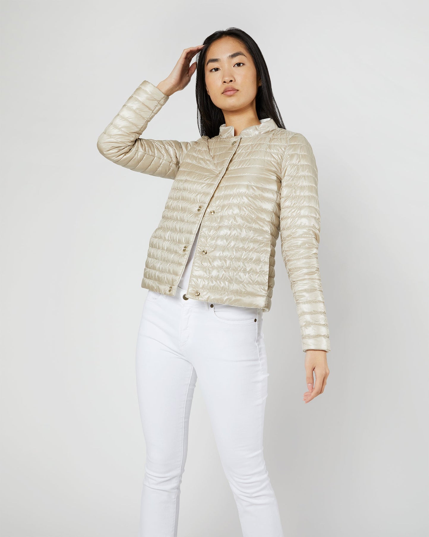 Reversible Short Jacket in White/Champagne