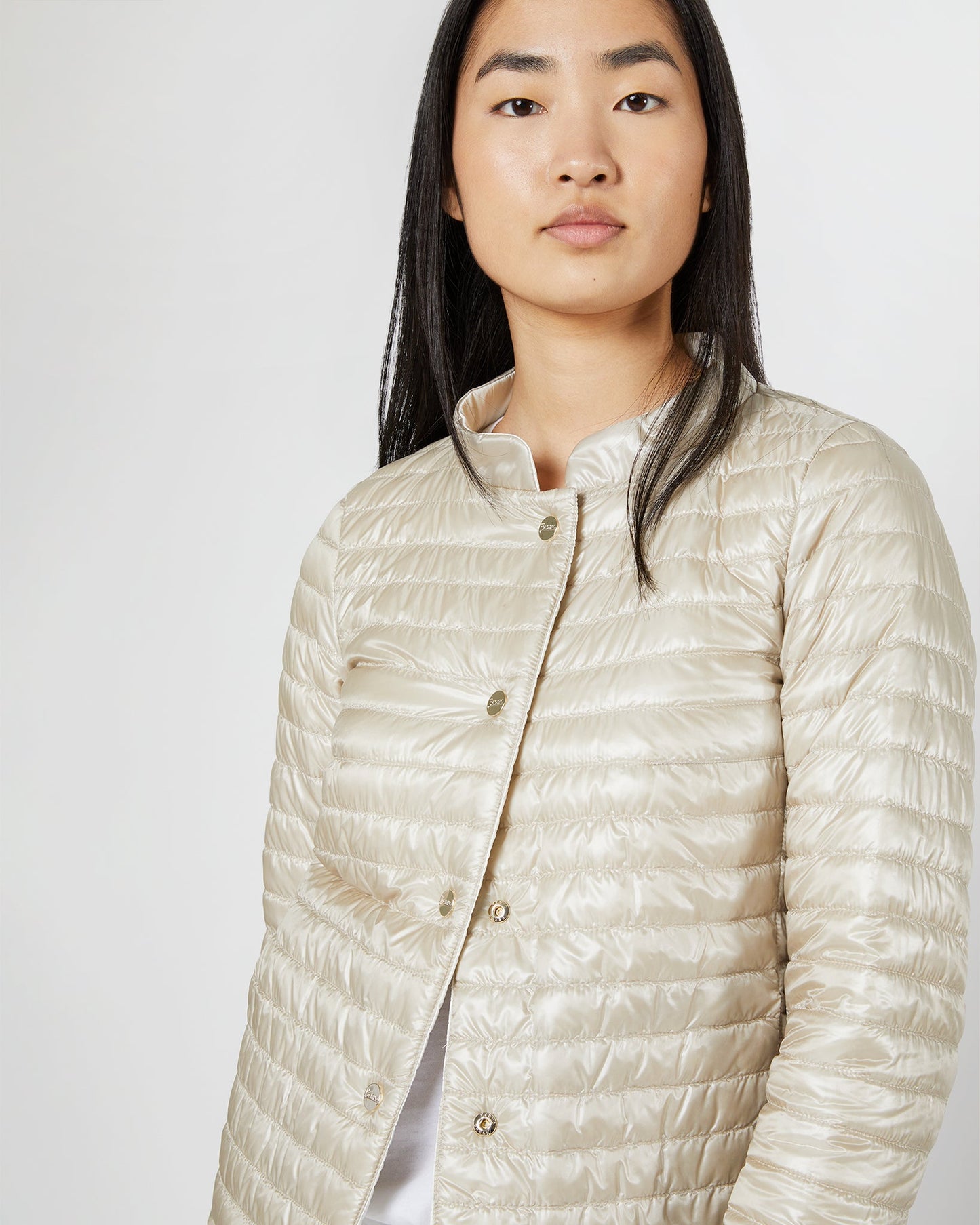 Reversible Short Jacket in White/Champagne