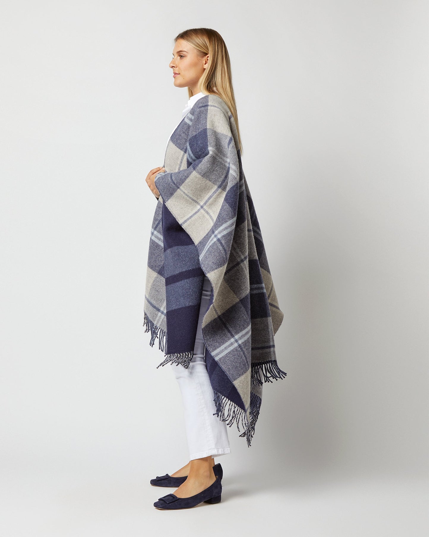 Reversible Lambswool Cape in Blue/Cream Windowpane