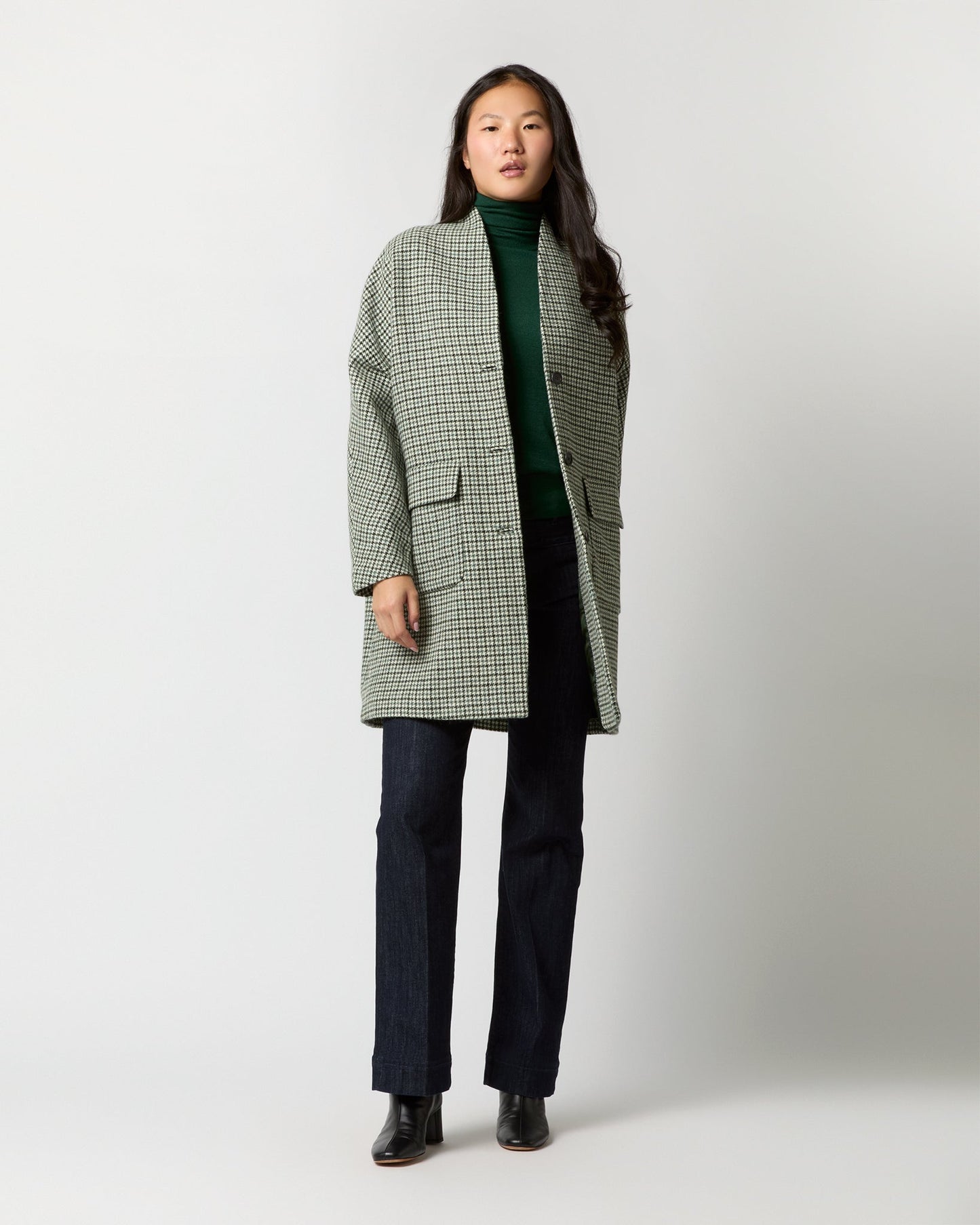 Kennedy Coat in Green Houndstooth Tweed