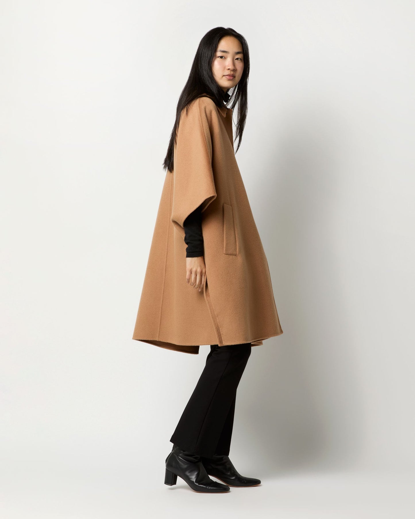 739 Mod Coat in Camel